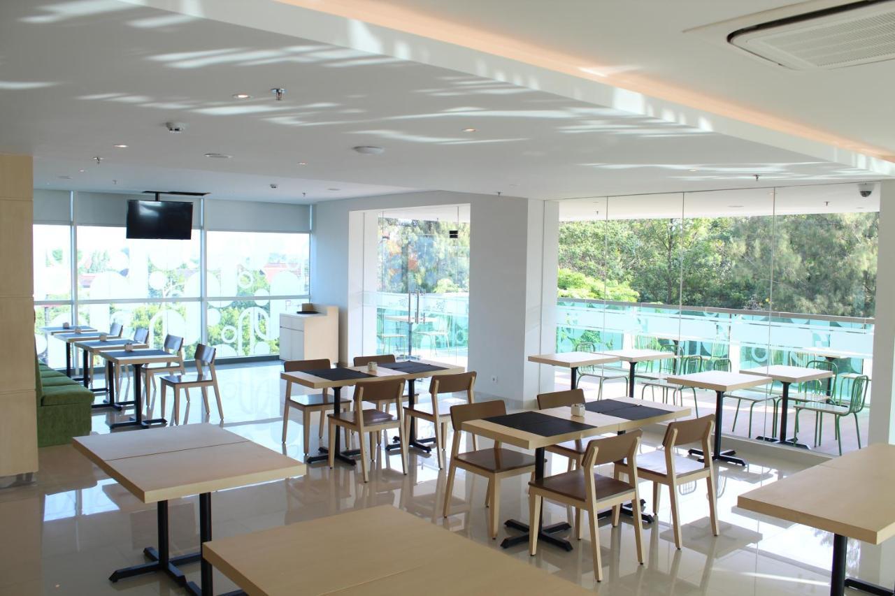 Zest Parang Raja Solo By Swiss-Belhotel International Bonorejo Zewnętrze zdjęcie