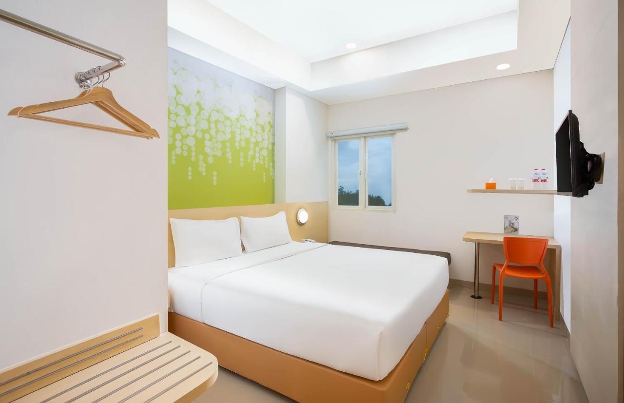 Zest Parang Raja Solo By Swiss-Belhotel International Bonorejo Zewnętrze zdjęcie