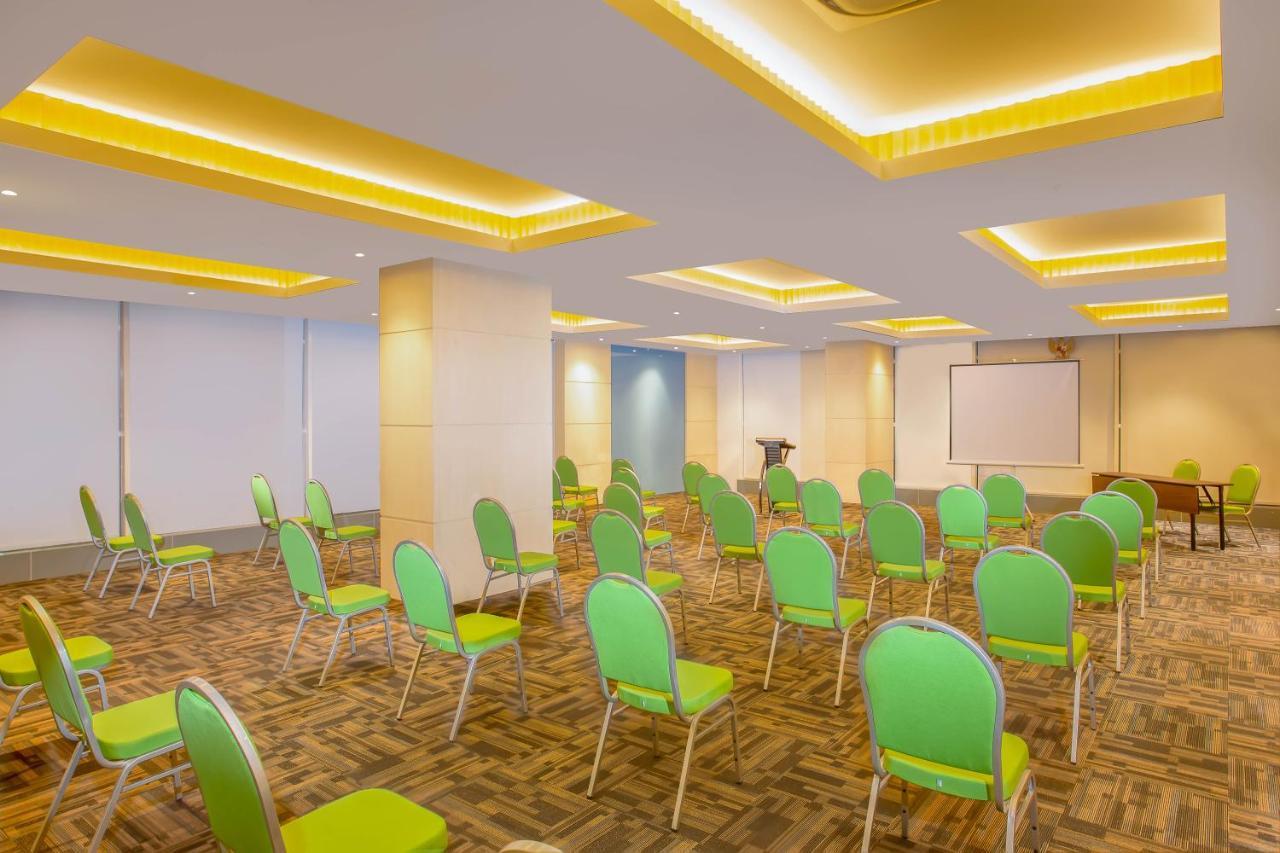 Zest Parang Raja Solo By Swiss-Belhotel International Bonorejo Zewnętrze zdjęcie